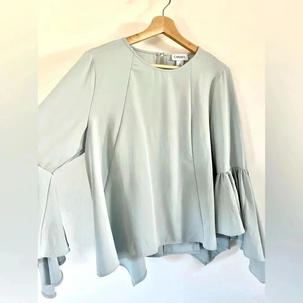 Carmen Marc Valvo Blue‎ Long Flowy Bell Sleeve Haven Blouse Size Medium - Picture 2 of 10